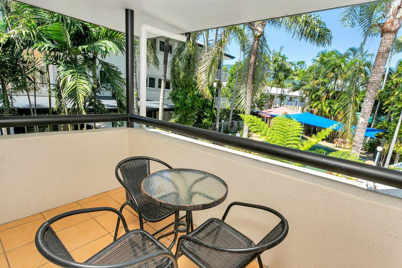 Cairns Reef Apartments & Motel Eksteriør billede