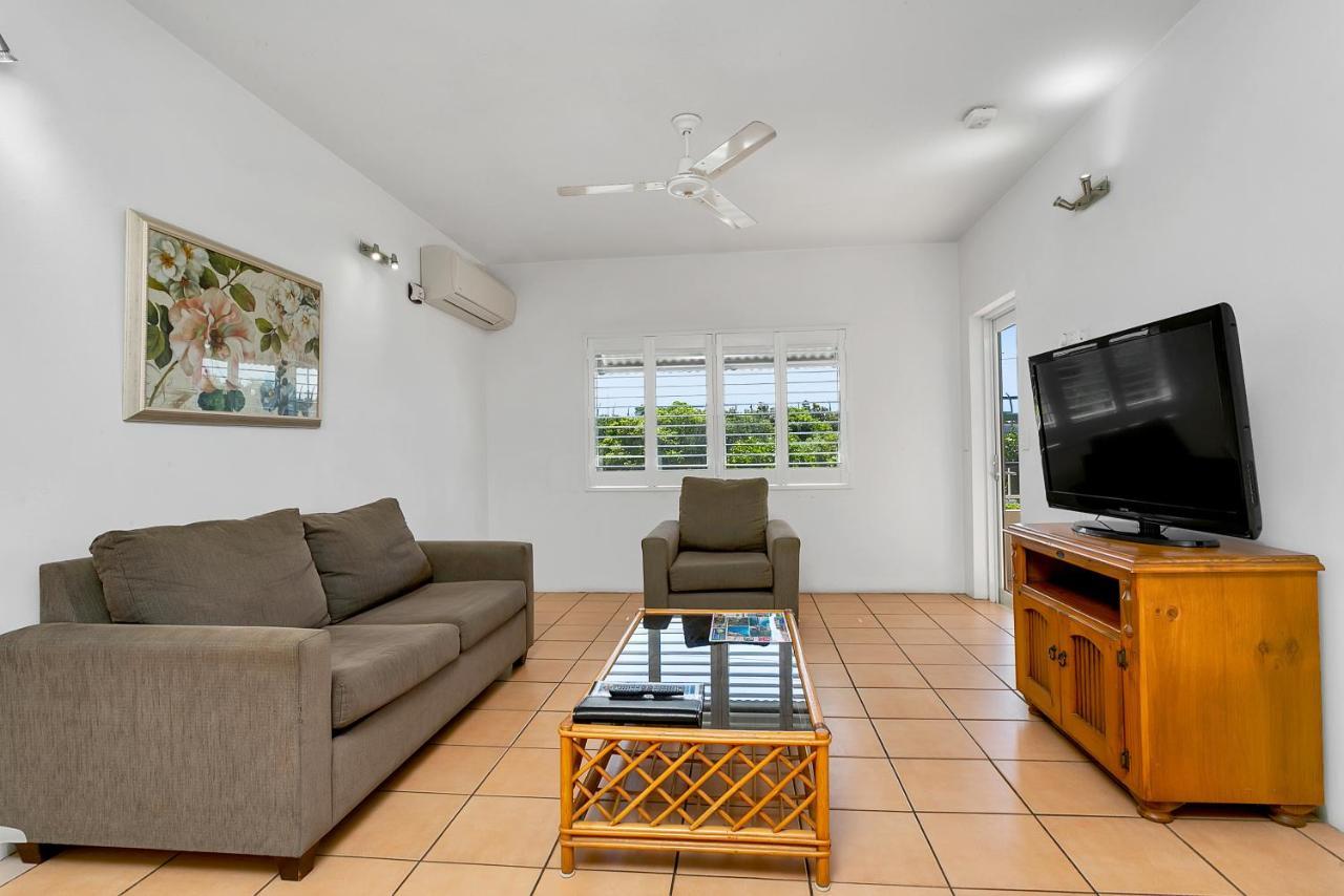 Cairns Reef Apartments & Motel Eksteriør billede